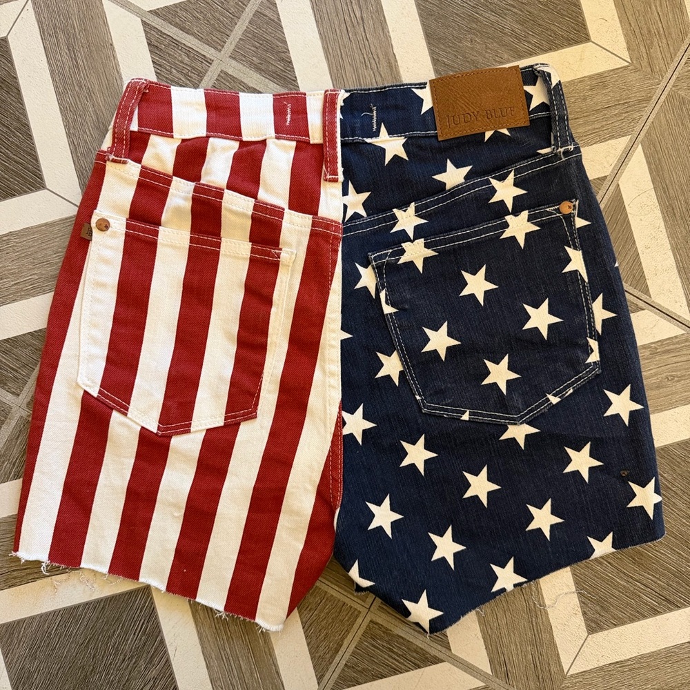 Judy Blue Sz Small Red White & Blue Denim Shorts